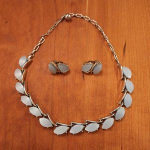 Vintage Costume Jewelry (Necklace + Clip On Earrings)